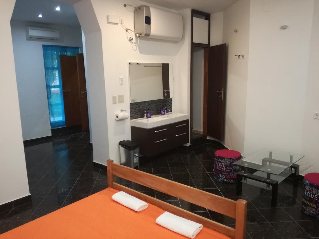Apartments Feel Center Задар Екстериор снимка